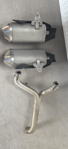 Triumph speed 1050 under - under, seat