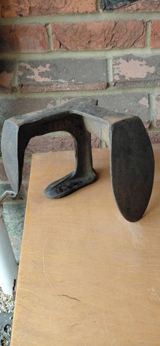Vintage cast iron cobbler - cast, cobbler's