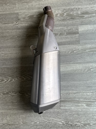 Aprilia tuono rsv4 v4 - aprilia,