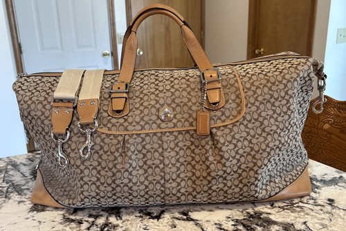 Vintage 2009 coach duffle - vintage,