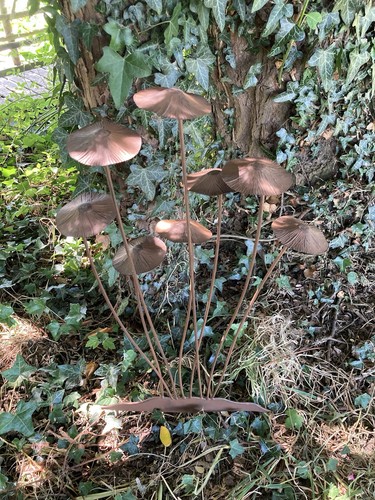 Metal toadstool mushroom 8 - /,