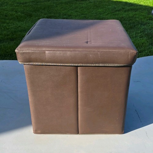 Brown faux leather - brown, square