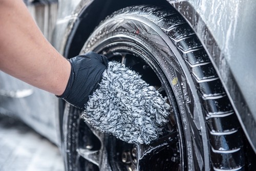 Premium alloy wheel - x,