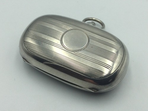 Superb solid silver sovereign - silver,