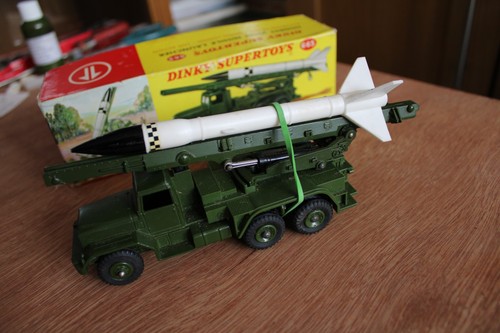 Dinky toys supertoys - dinky,