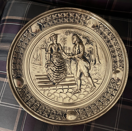 Embossed brass wall plate - brass,