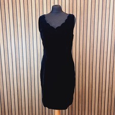 Patsy Seddon Black Velvet Dress 12 Above Knee Length Scalloped Neck