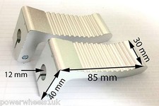 FP010 SET OF SILVER FOOT REST