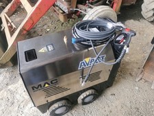 STEAM CLEANER Hire