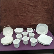 Vintage Shelley Dainty White