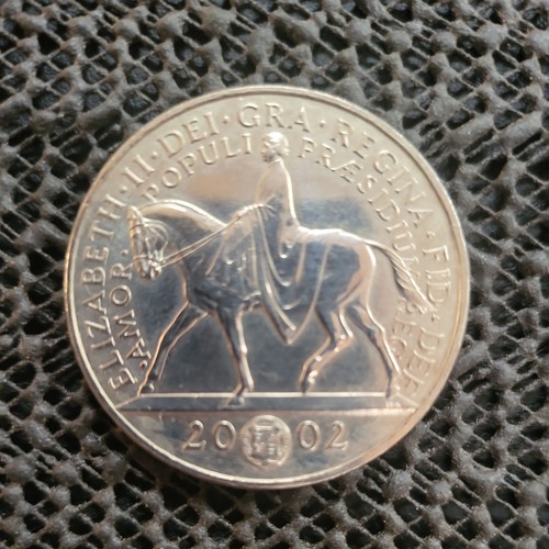2002 queen elizabeth golden - elizabeth, ii