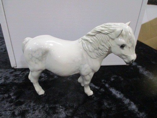 Royal doulton shetland - doulton,