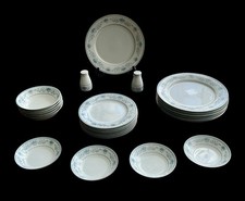 NORITAKE BLUE HILL 24 PIECE