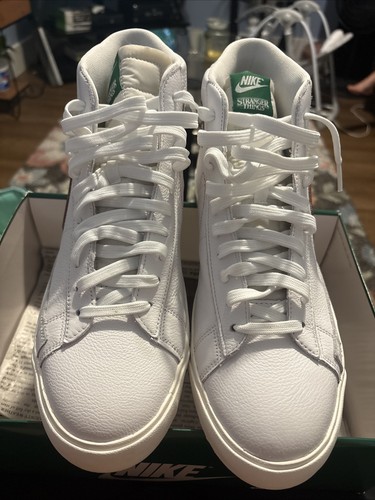 Nike stranger things hawkins - things,