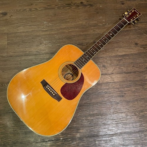 Alvarez acoustic guitar - acoustic,