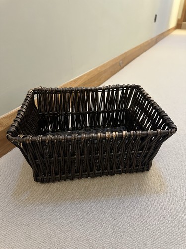 Empty wicker style basket - empty,