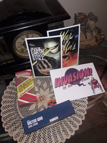 Collectible toys loot crate - toys,,