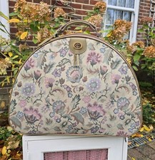 Vintage Carlton Collection Tapestry Travel Bag Suitcase Weekender Floral Cottage