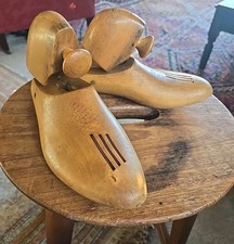 A Pair Of Vintage Antique Cobbler Wooden Shoe Lasts - Shoe Display Size 11