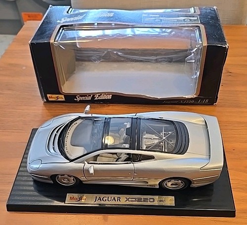 Vintage maisto xj220 intex - xj220,