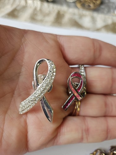 15x brooch pins - 15x,