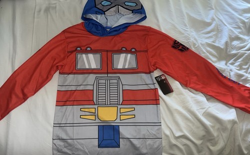 Nwt hasbro transformers - nwt,