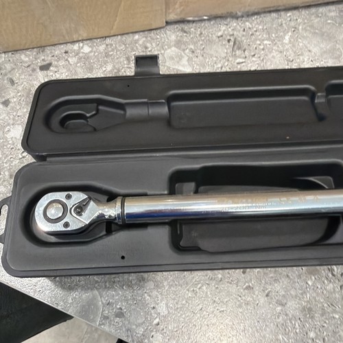 Premier digital torque wrench - digital,