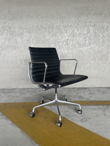 Herman miller eames - herman, aluminum