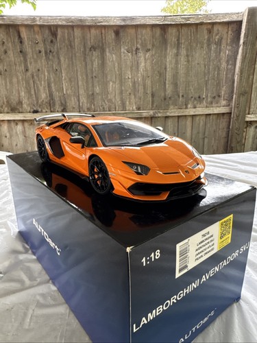 Autoart lamborghini aventador - lamborghini,
