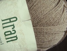 c400g Aran with Wool - 75% Acrylic 25% Wool approximately 800m