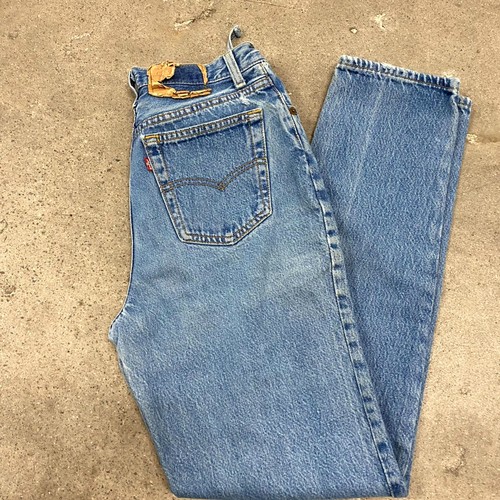 Vintage levi 501 button fly - levi's,