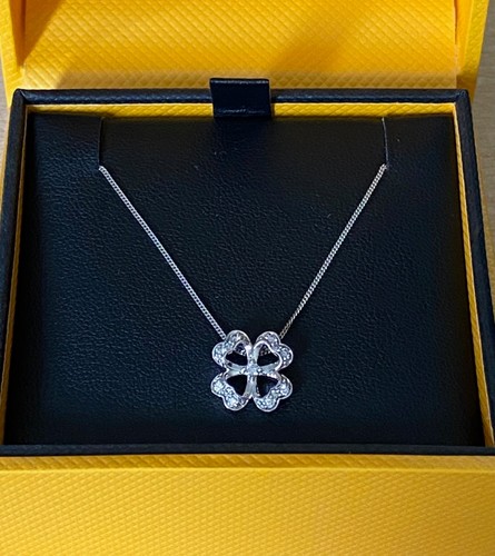 9ct white gold diamond four
