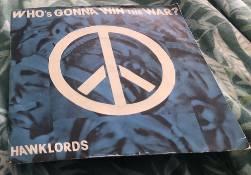 Hawklords who gonna win - who's,