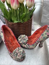 Toodle Loo Floral Rosette