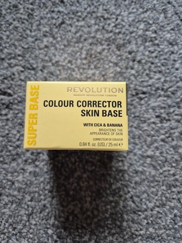 Revolution colour corrector - revolution,
