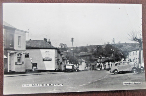 Bradninch fore street lloyds - fore,