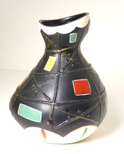 1950 Howard Pottery Co Ltd