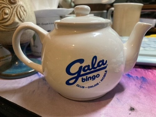 Gala bingo small - gala, teapot,