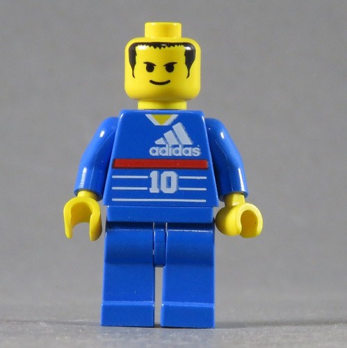 Lego minifigure soccer - 1,