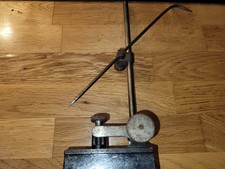 Surface guage/Scribing block