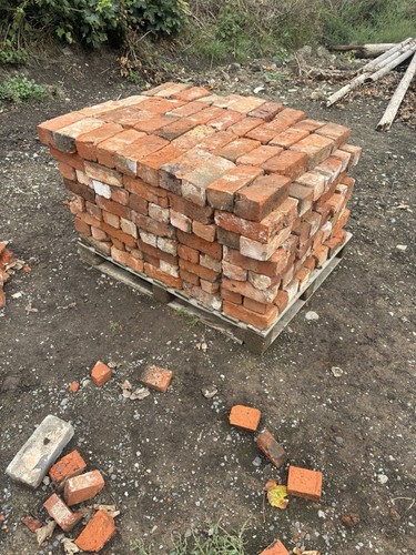 Reclaimed bricks - reclaimed,