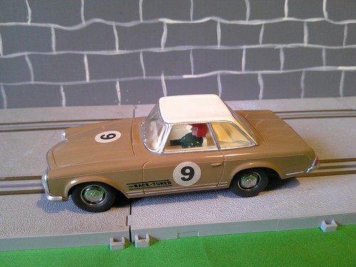 Scalextric c32 mercedes - scalextric,