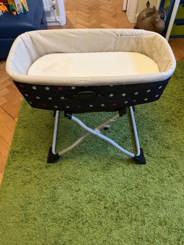 Mamas and papas carrycot with - mamas,