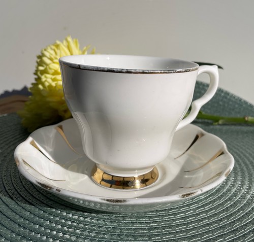 Royal vale vintage - vale, cup