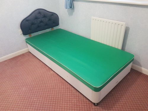 Slumberland single bed - slumberland,