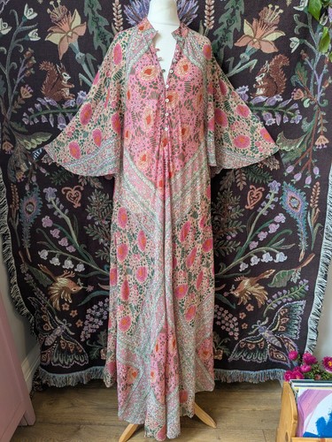 Vintage 70s style - east, kaftan