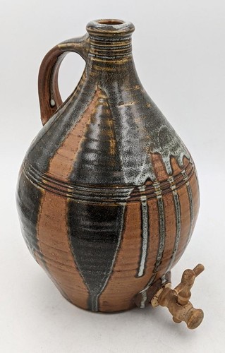 Unsigned studio pottery - unsigned,