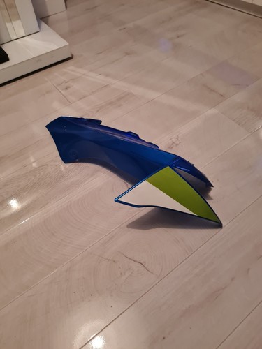 Left side upper fairing - side,