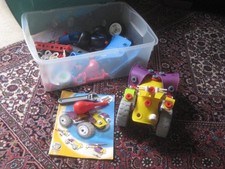 "Build and Play" Flexible Kit from Meccano