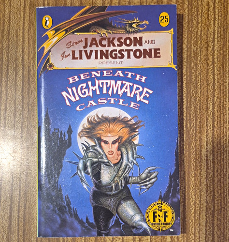 Fighting fantasy book - fantasy,